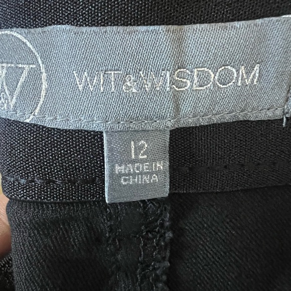 Wit & Wisdom Black Luxe Touch Skyrise Wide Leg Denim - Picture 7 of 10